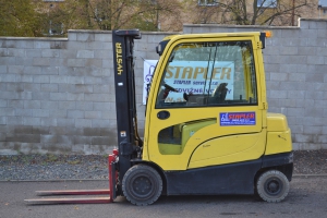 Vysokozdvižný čelní HYSTER J3, 5XN-861